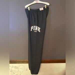 VS PINK SKINNY CAMPUS PANT SWEATPANTS JOGGERS GRAY WHITE LOGO HTF RARE NWT MED